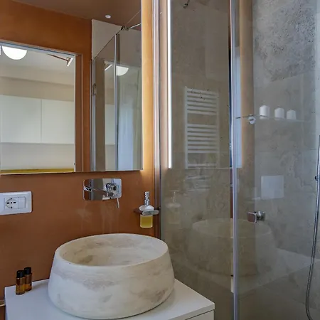 Palazzetto San Stin Up To 5 Guests Renewed In 2024 Apartamento