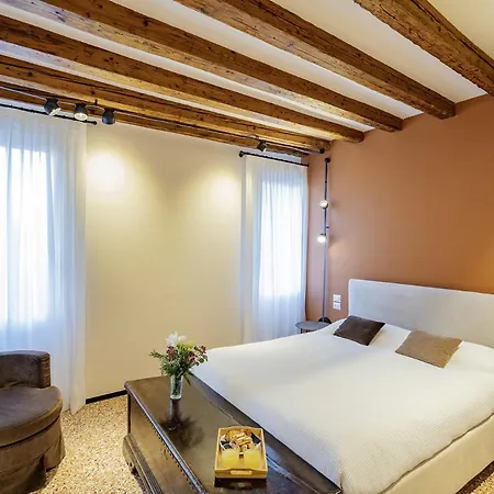Apartamento Palazzetto San Stin Up To 5 Guests Renewed In 2024 Venecia
